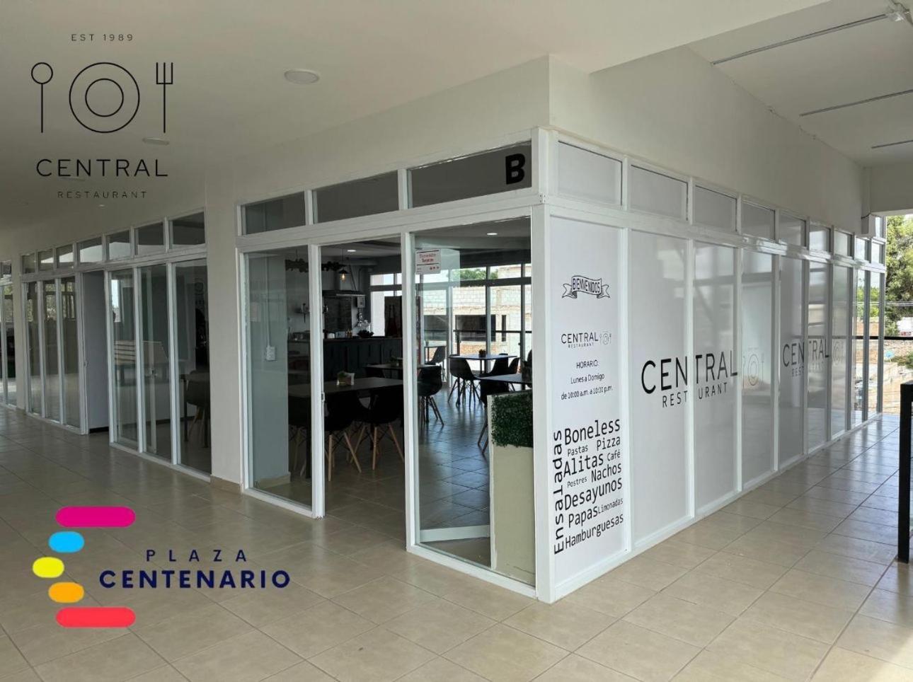 Hotel Plaza Centenario Juan Aldama Екстериор снимка