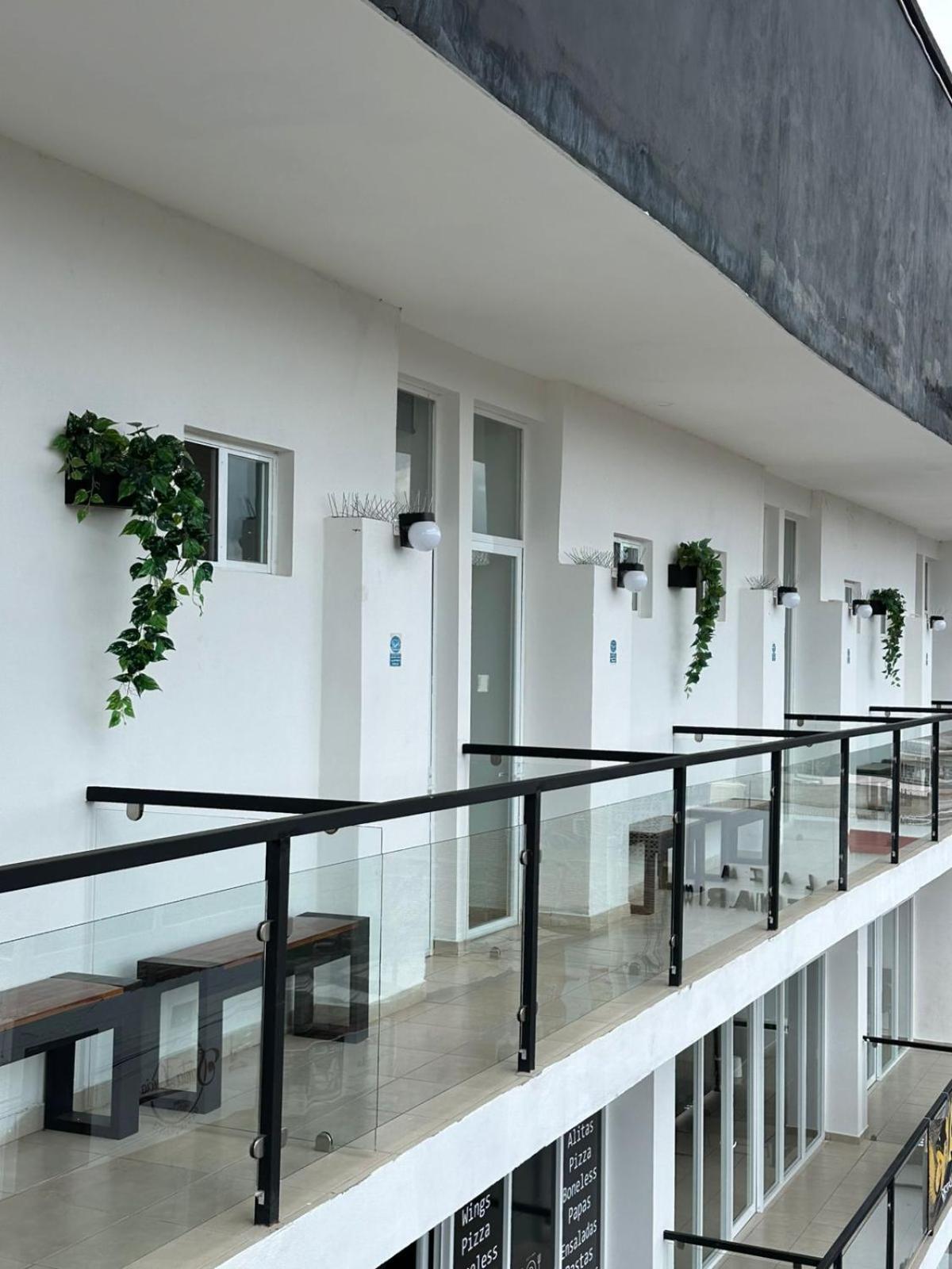 Hotel Plaza Centenario Juan Aldama Екстериор снимка